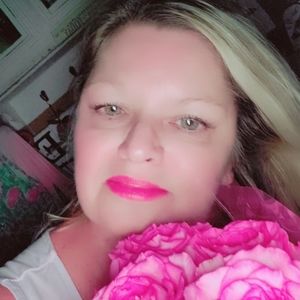 Meet your Posher, Rennie